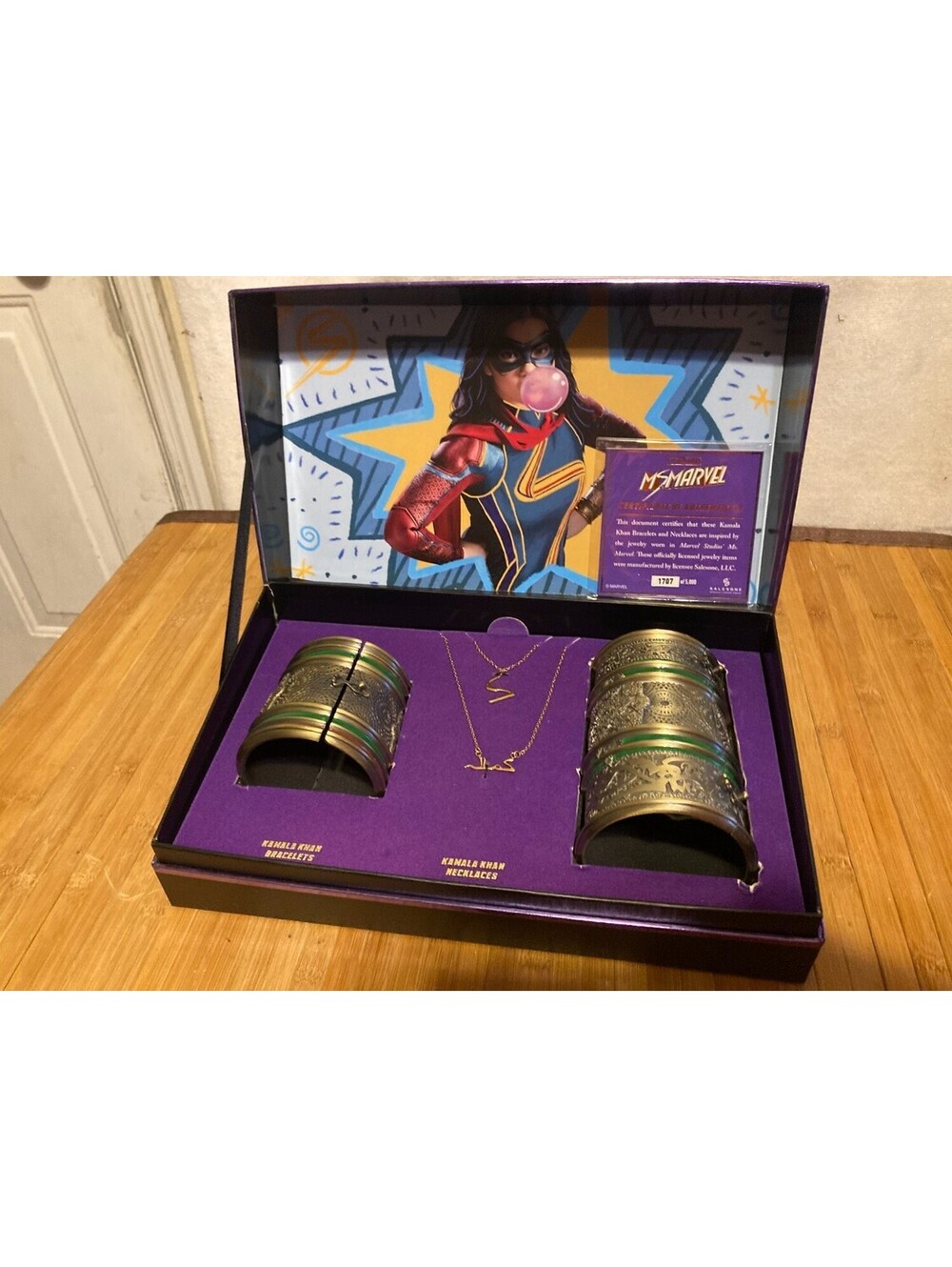 Ms. Marvel Kamala Khan Bracelet Pendant Set Prop Metal Gamestop Exclusive x/5000